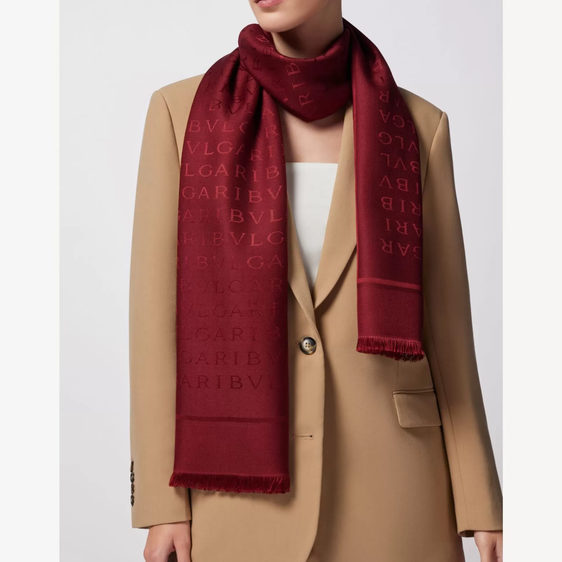 Shop BVLGARI Logomania Stole