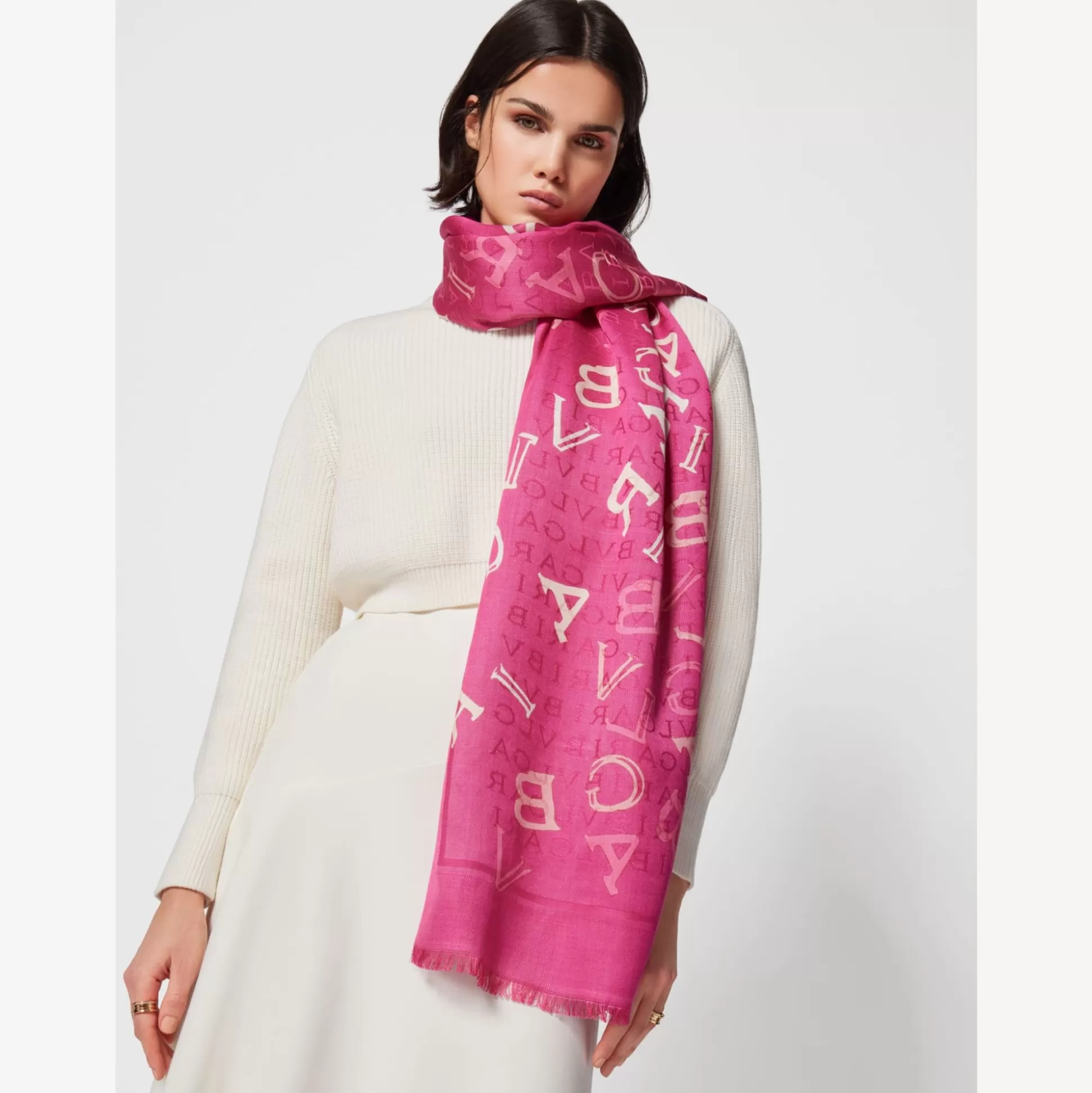 Outlet BVLGARI Logomania Stole